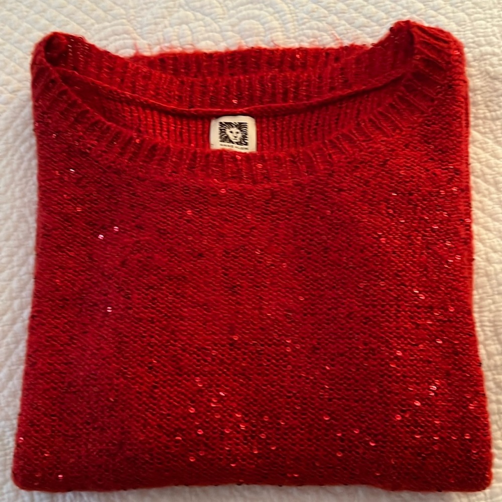 RED SWEATER